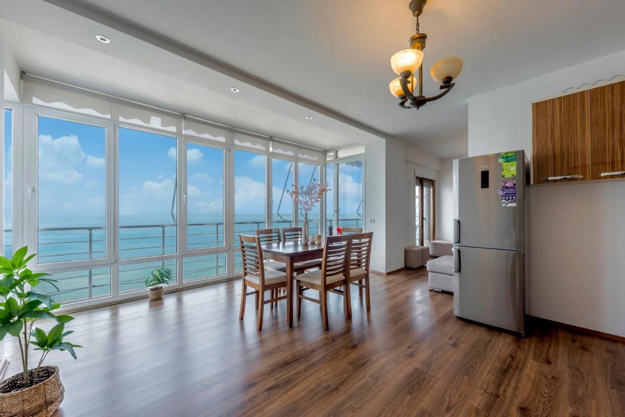 Spectacular Seaview Penthouse Apartment ดูร์เรส ภายนอก รูปภาพ