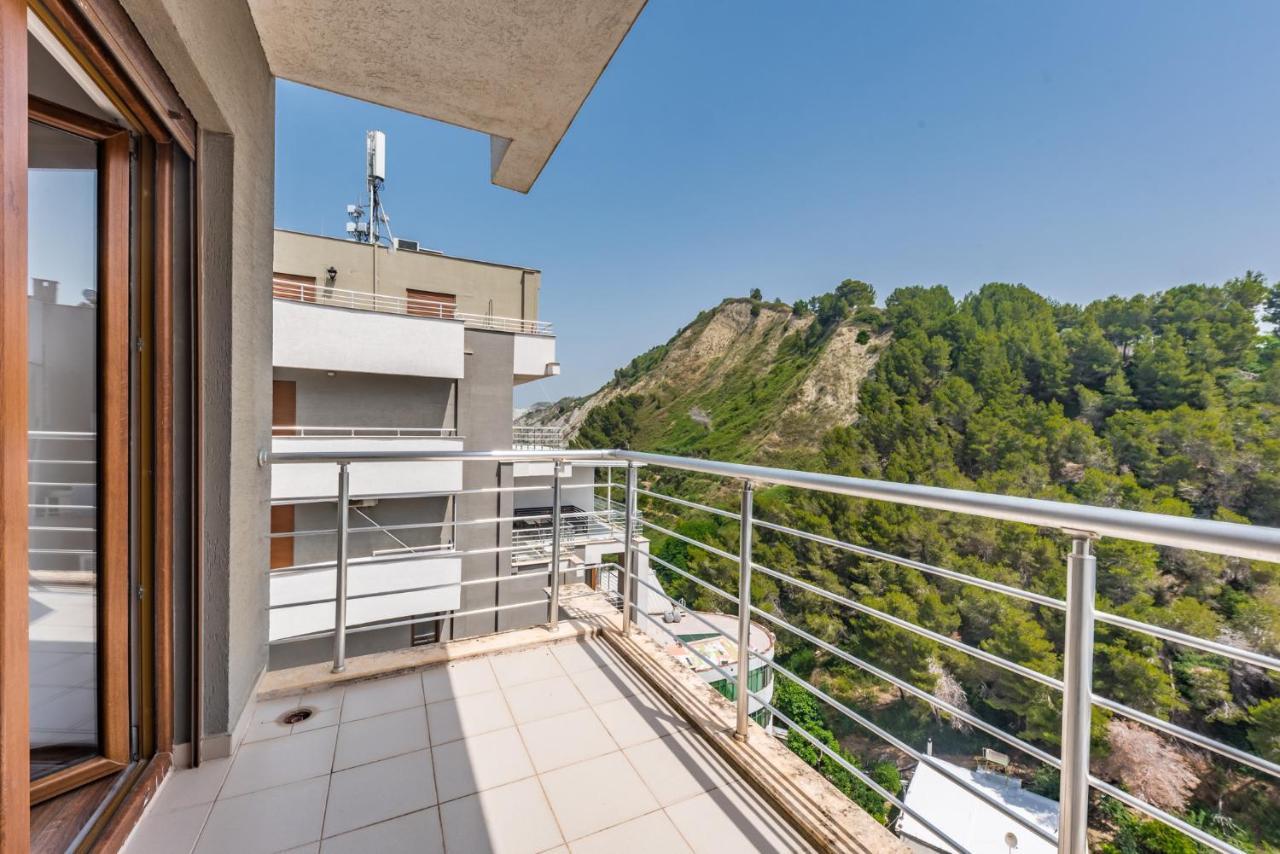 Spectacular Seaview Penthouse Apartment ดูร์เรส ภายนอก รูปภาพ